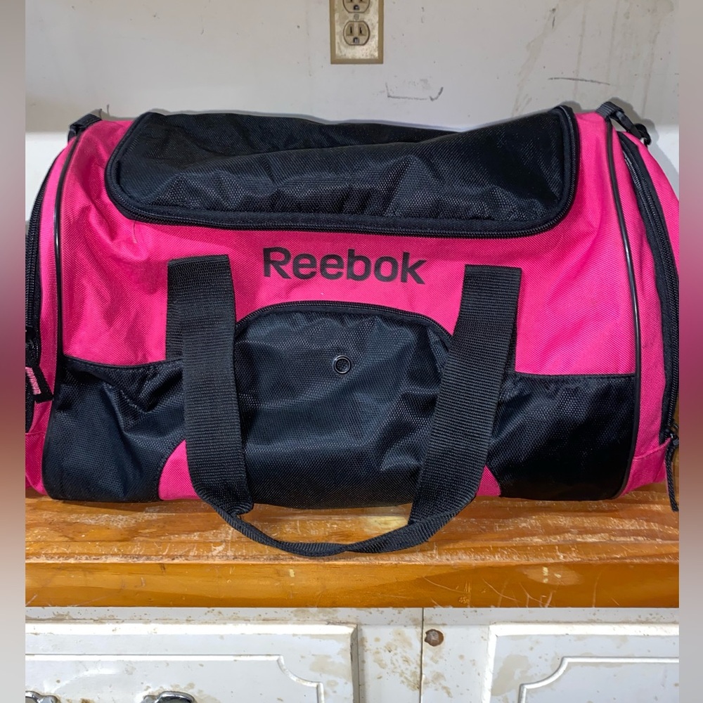 Reebok athletic bag hot pink